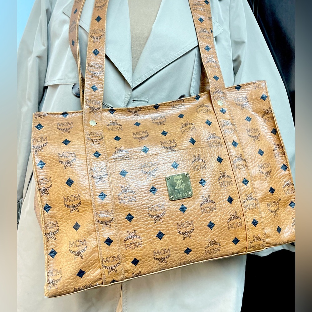 Authentic MCM vintage Congnac shopper tote bag (MCM2)